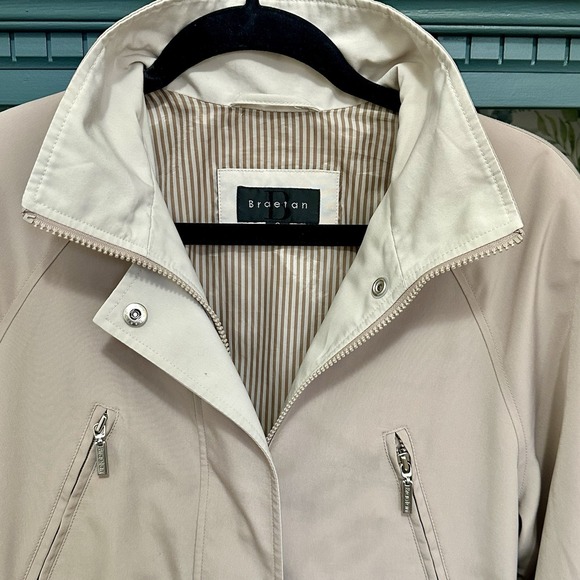 Braetan Women's Small Light Brown Soft Casual Rain Chore Coat Windbreaker - Picture 5 of 9